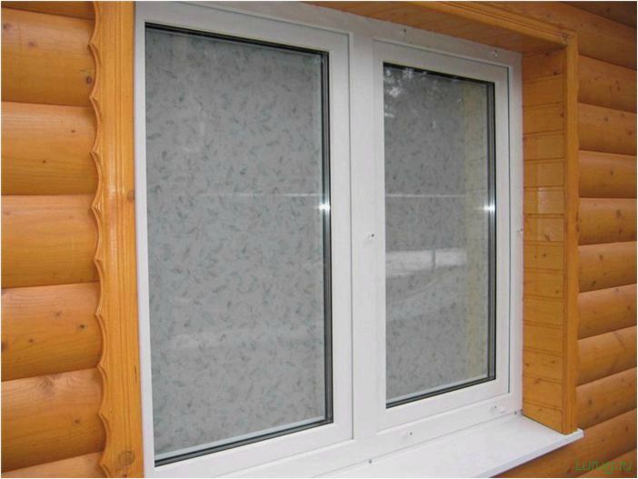 Окна в деревянном доме — секреты установки, пластиковых и деревянных окон своими руками, особенности монтажа, инструкция