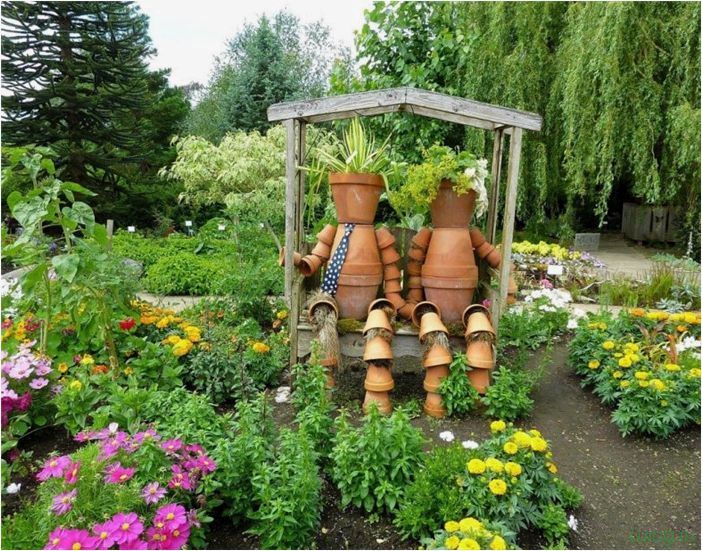 Как украсить сад на даче: идеи с минимальными затратами, примеры оформления, камнями, цветами, подручными материалами