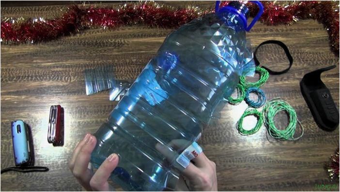 Поделки из пластиковых бутылок: идеи, как сделать быстро и красиво, своими руками для дачи, сада, огорода, для детей и взрослых